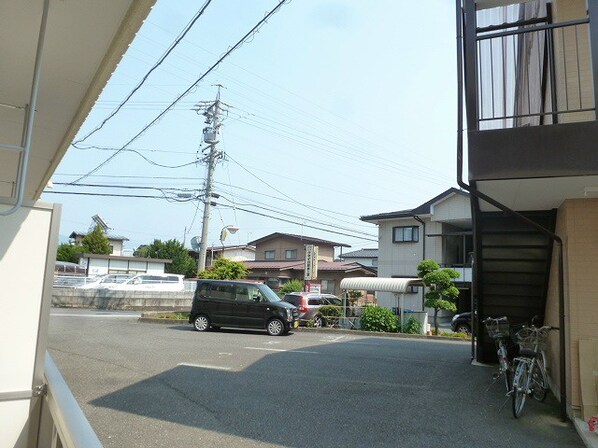 ホワイトパレス飯島の物件内観写真